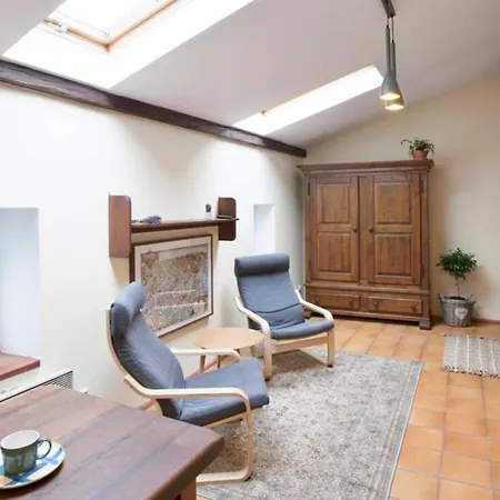 アパート Bright Loft In Amazing Location